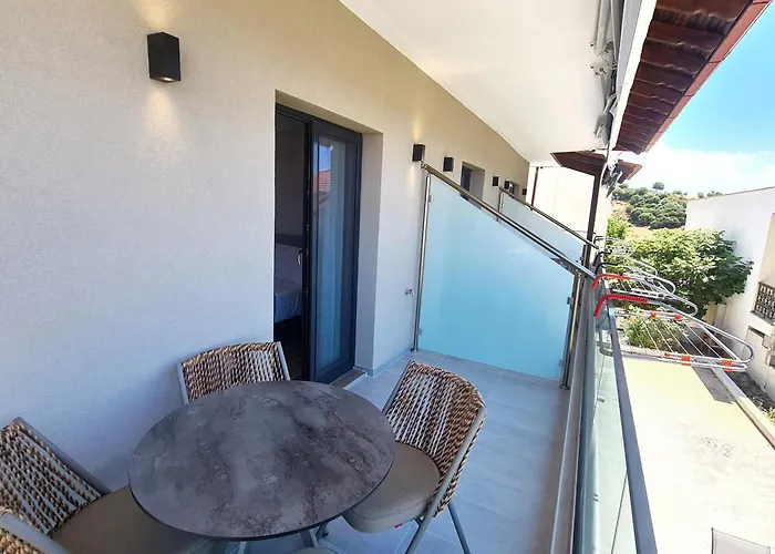 Agnanti-Apartments B